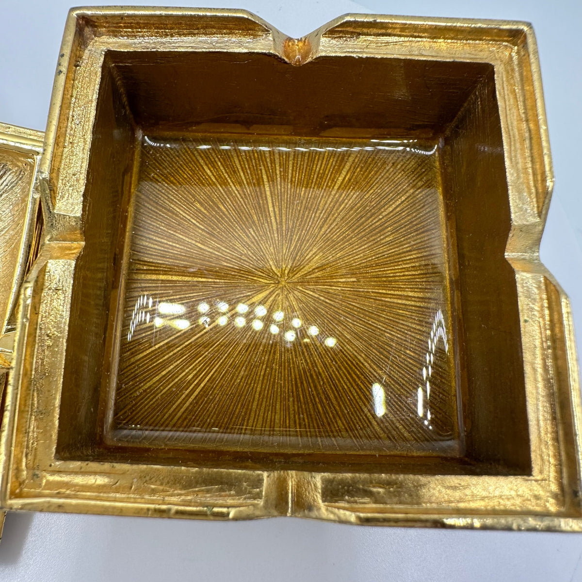 Folio vintage gold tone red enamel clear rhinestones trinket box 2x2x1.5