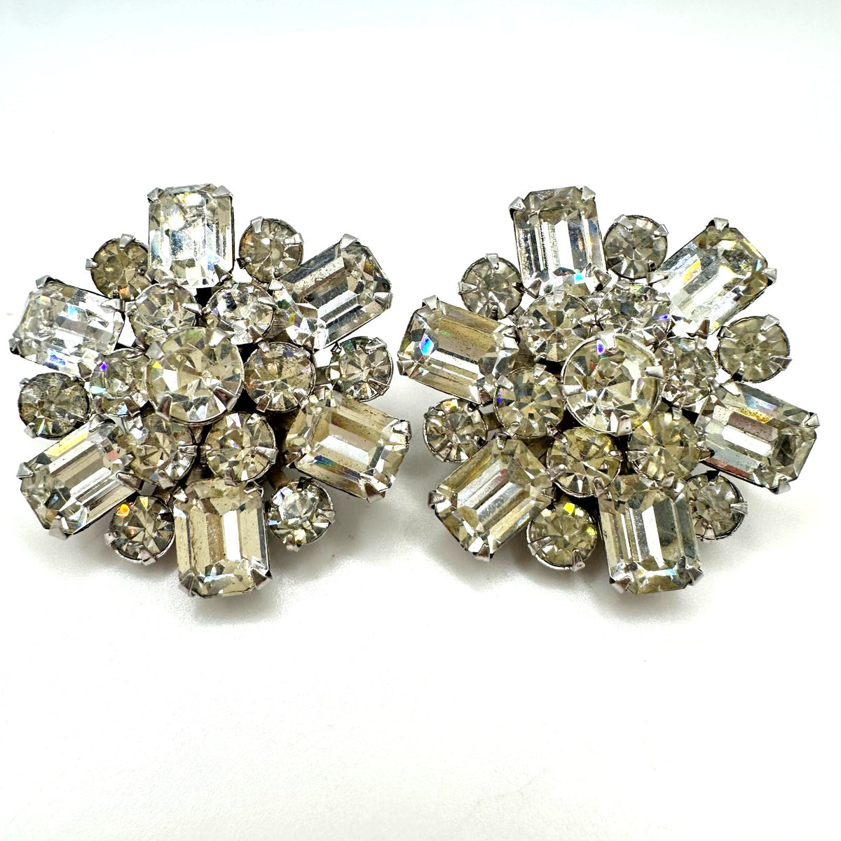 1950s vintage silver tone clear glass rhinestones cluster clip on earrings