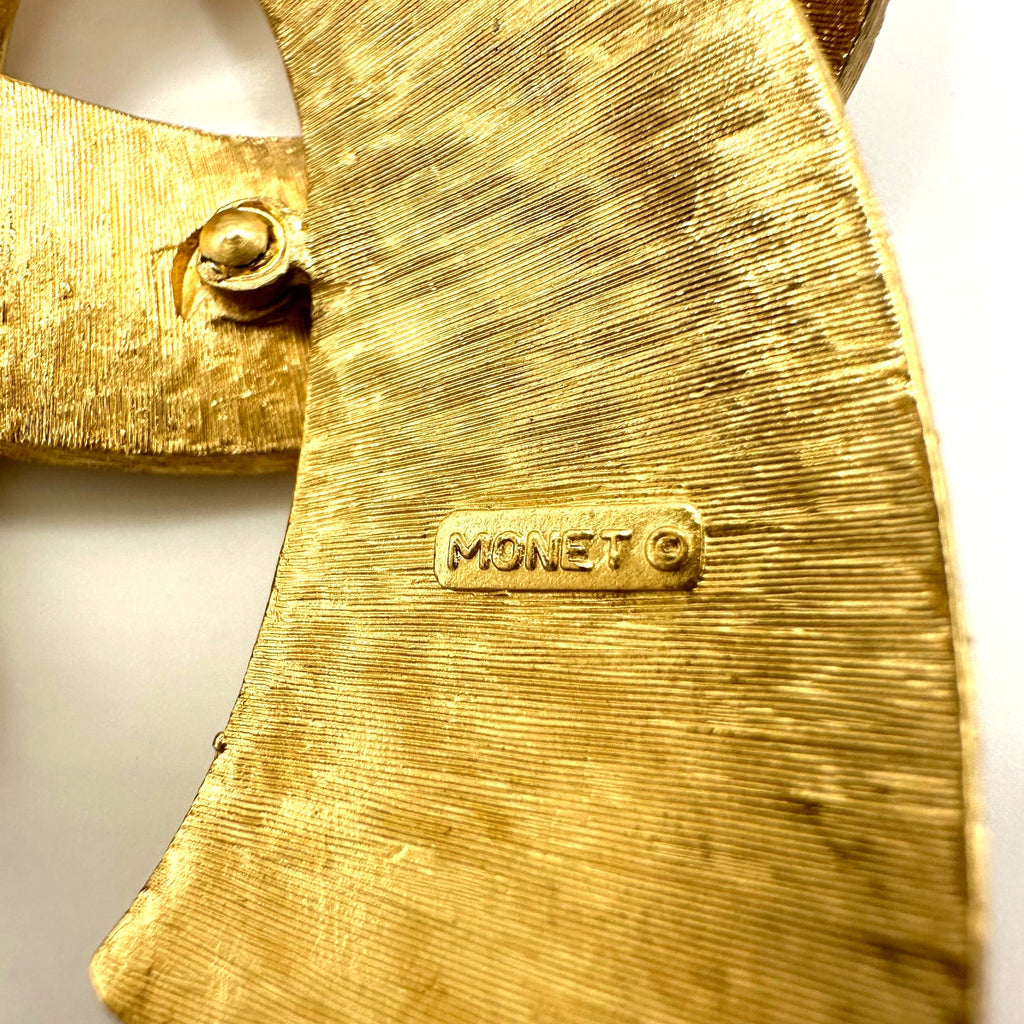 Monet signed vintage gold tone twisted rope ribbon textured 3D brooch