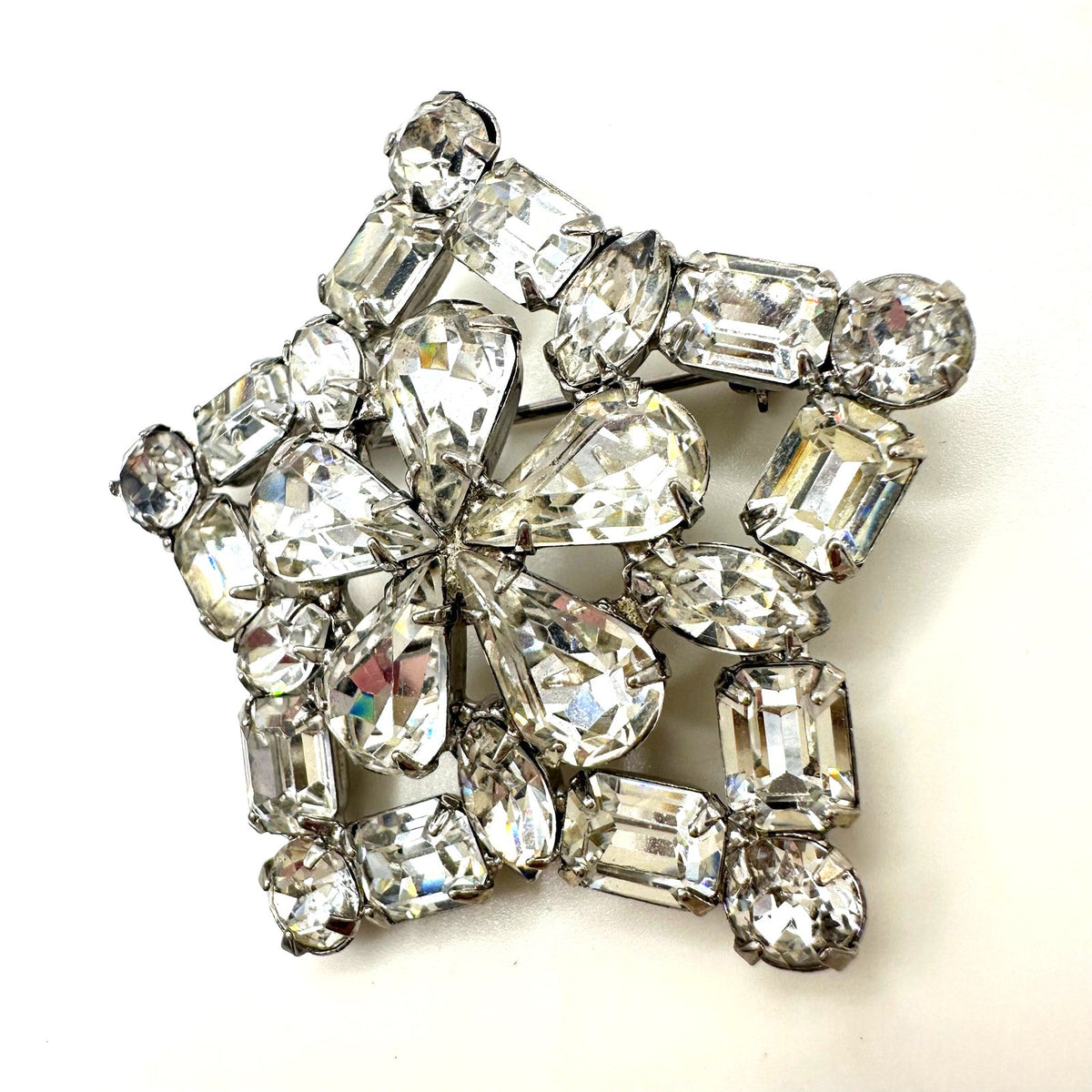 Weiss 1950s vintage silver tone clear large glass rhinestones star brooch