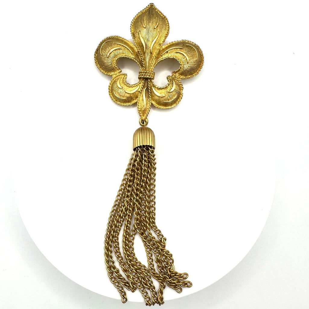 Vintage high end gold tone Fleur de Lis chains tassel fringe extra long brooch