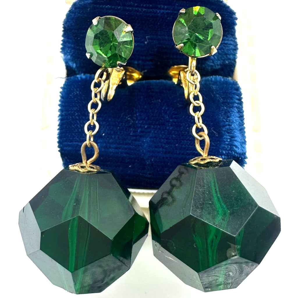 Vintage gold tone fern green rhinestones emerald lucite clip on drop earrings