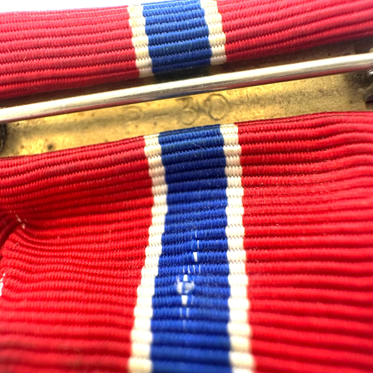 Vintage 1940s World War Two WWII bronze star medal red blue ribbon pin brooch