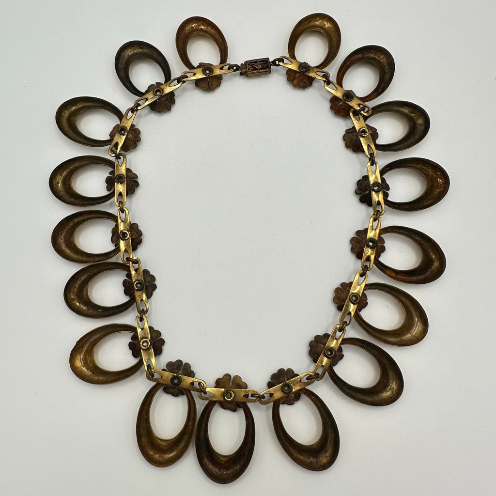 Antique vintage 1930s 1940s gold tone brass oval links faux pearls necklace