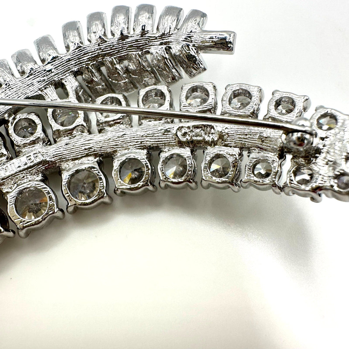 Nolan Miller vintage large silver tone clear CZs baguettes rhinestones brooch