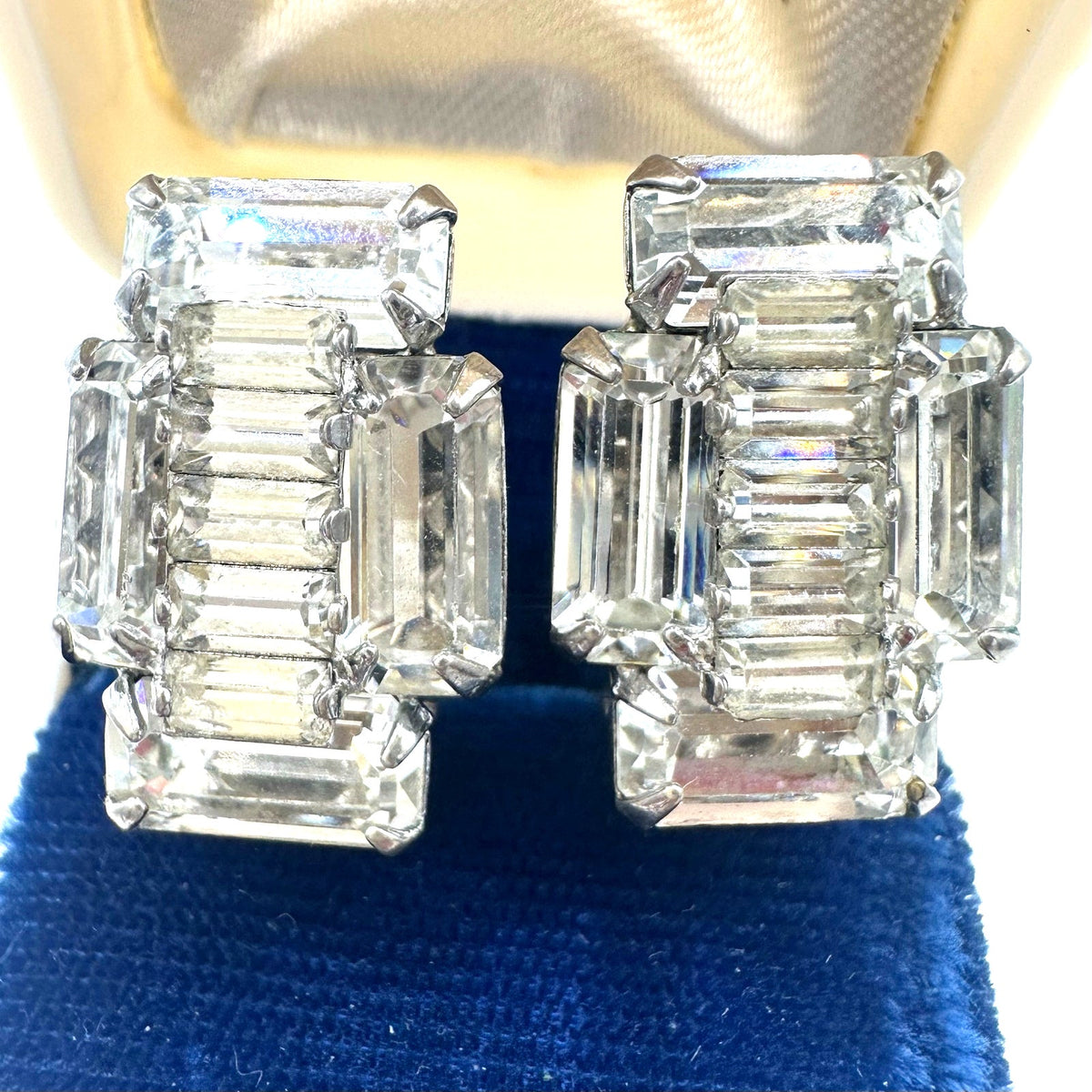 Weiss signed vintage silver tone clear baguettes rhinestones clip on earrings