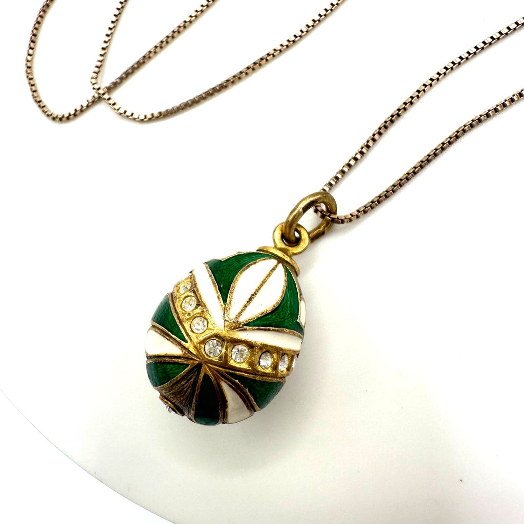 Vintage Russian Kokoshnik gilt sterling silver green enamel egg pendant necklace
