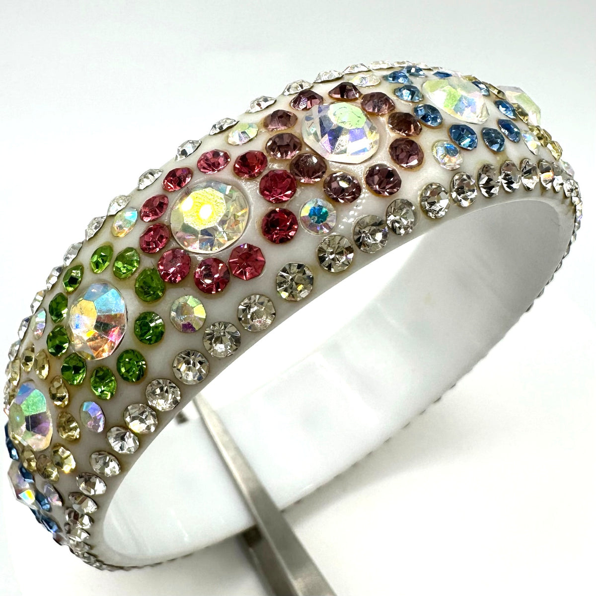 Vintage white lucite multicolor AB aurora borealis rhinestones bangle bracelet