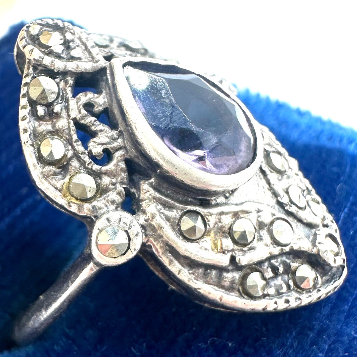 Vintage 925 sterling silver purple faux amethyst glass marcasite ring 6