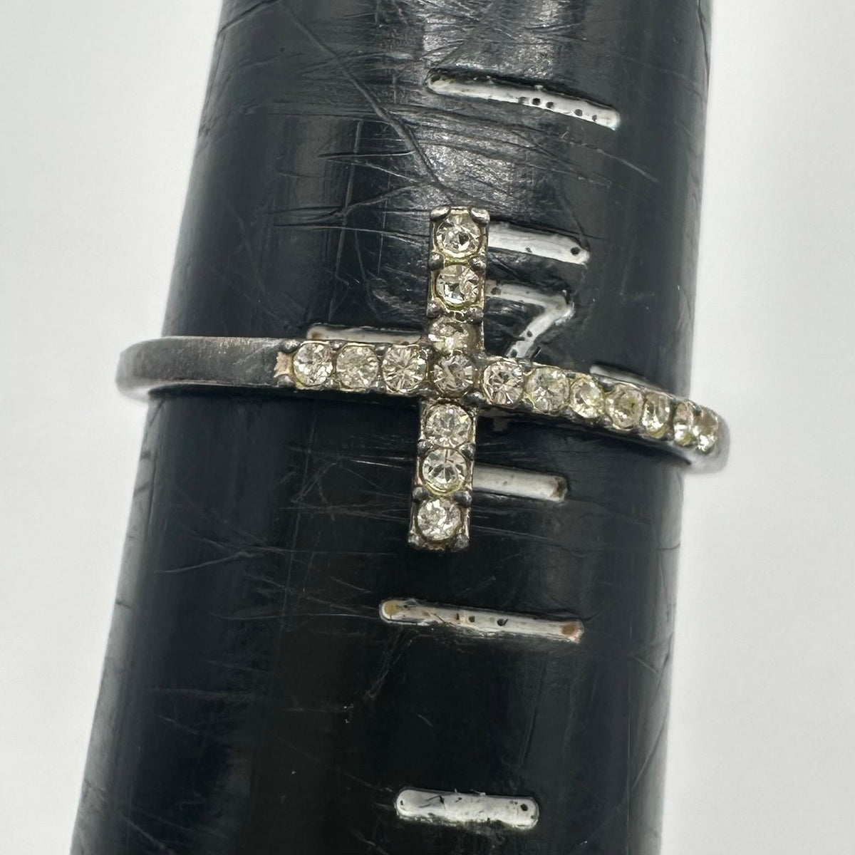 Thailand vintage 925 sterling silver cubic zirconia CZ dainty cross ring size 7