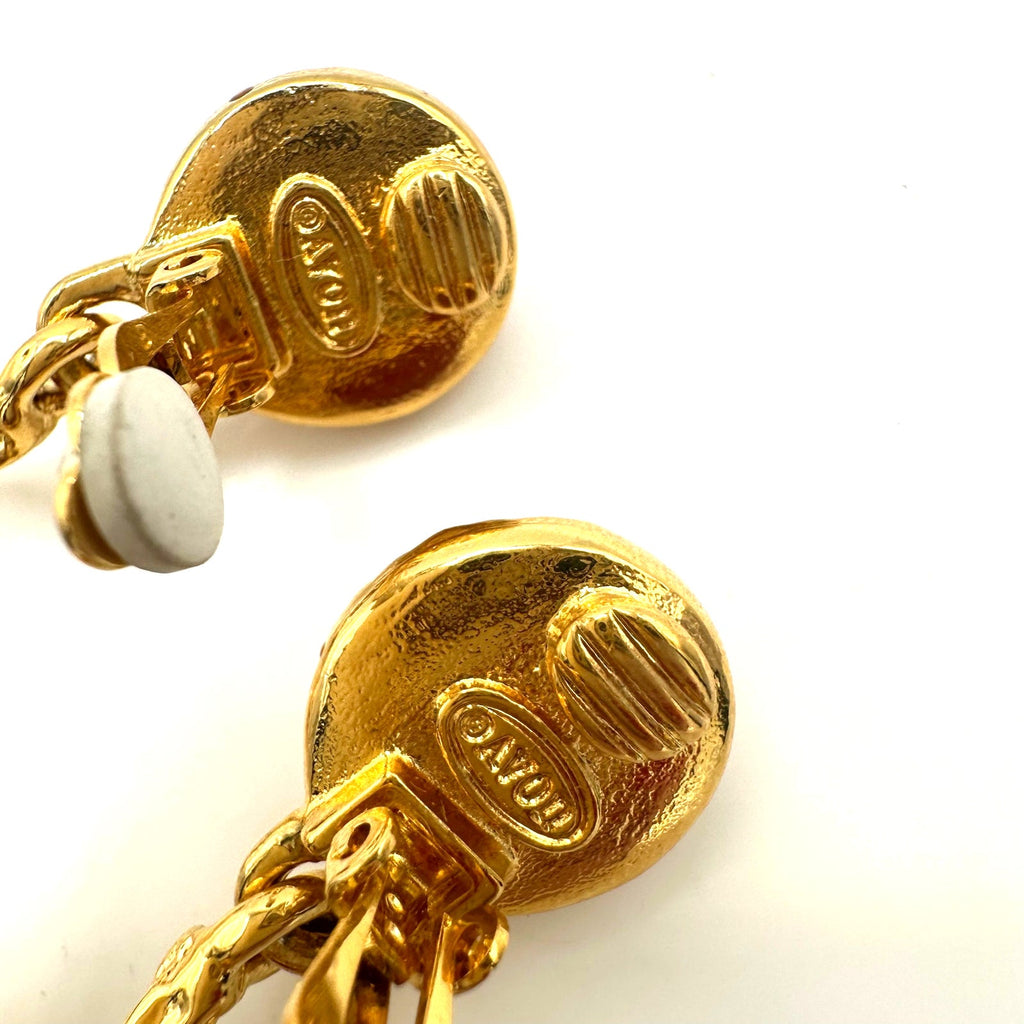 Avon vintage gold tone twisted rope red carnelian lucite dangle clip on earrings