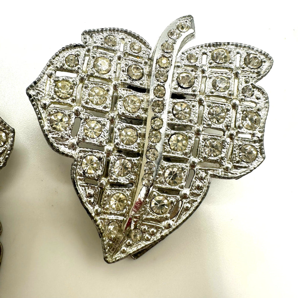1930s antique Art Deco set 2 silver tone leaf clear rhinestones dress clips