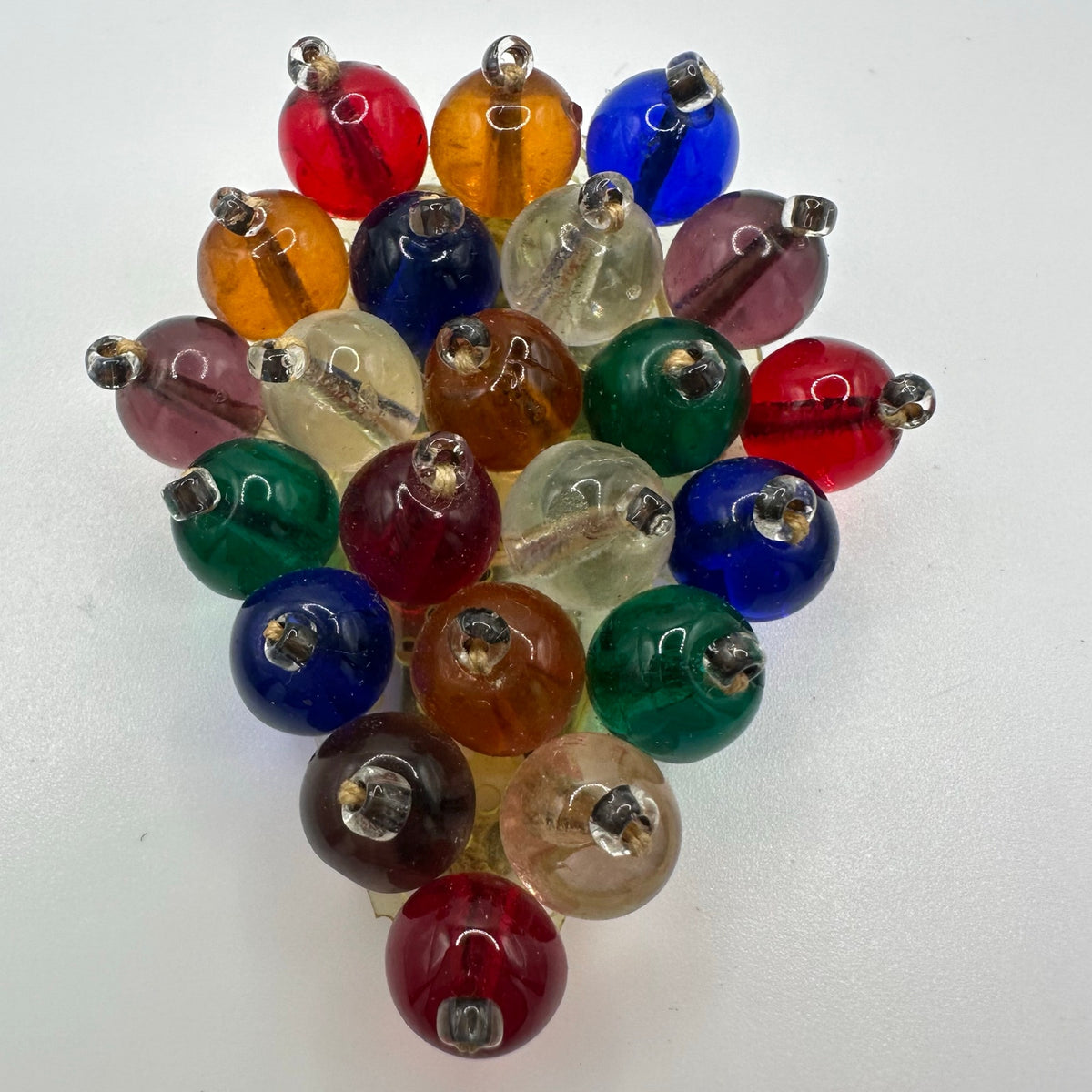 Miriam Haskell 1940s unsigned multicolor glass spheres beaded dress clip