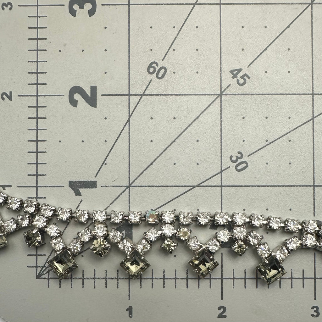 1940s 1950s vintage silver tone clear gray glass rhinestones swag necklace
