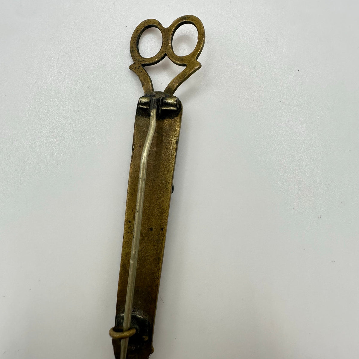 Antique Victorian 1800s gold filled red paste rhinestone scissors brooch pin