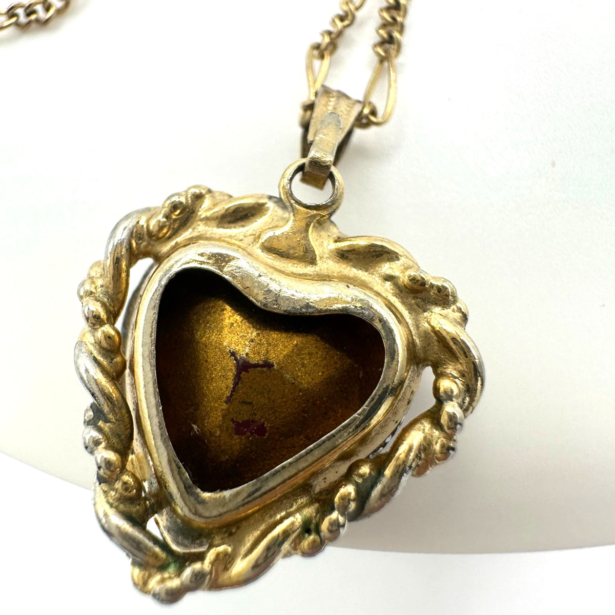 Vintage iris glass heart pendant on Atlas 12kt gold filled 18” chain necklace