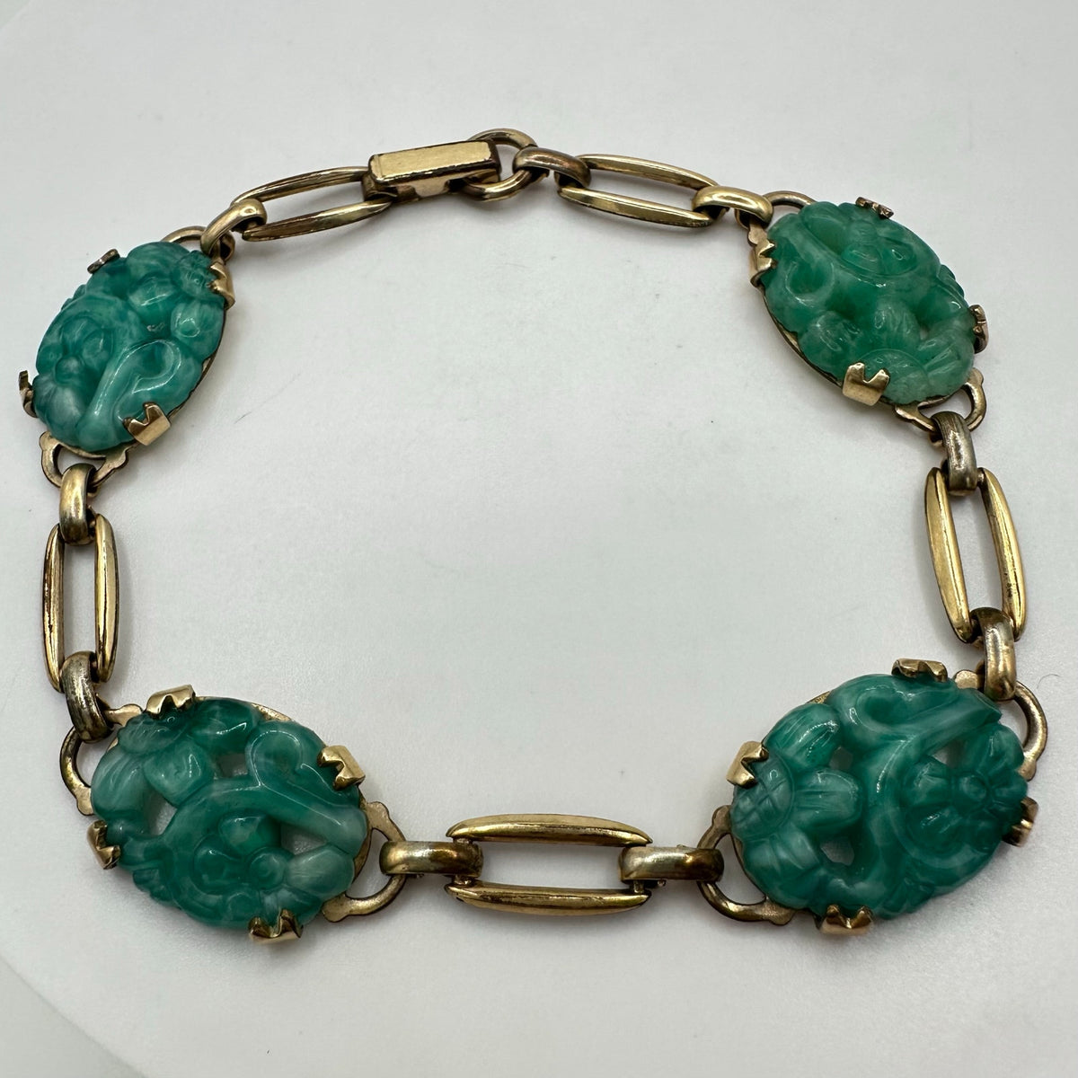 Vintage 12kt gold filled green molded swirled Peking art glass bracelet