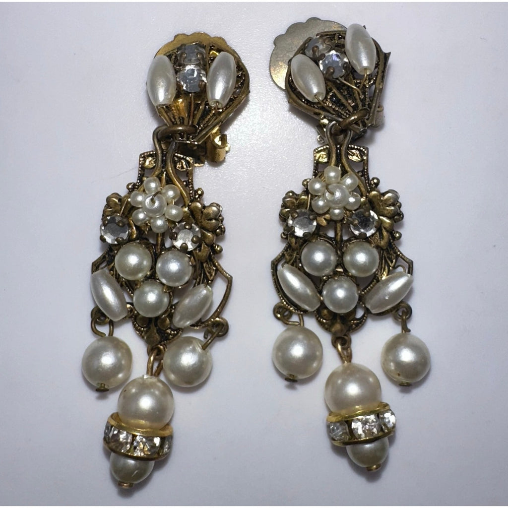 Robert Demario unsigned gold tone rose montee rhinestones pearl clip on earrings