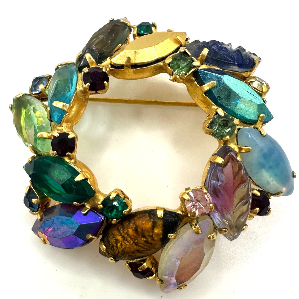 Vintage gold tone multicolor fruit salad art glass rhinestones wreath brooch