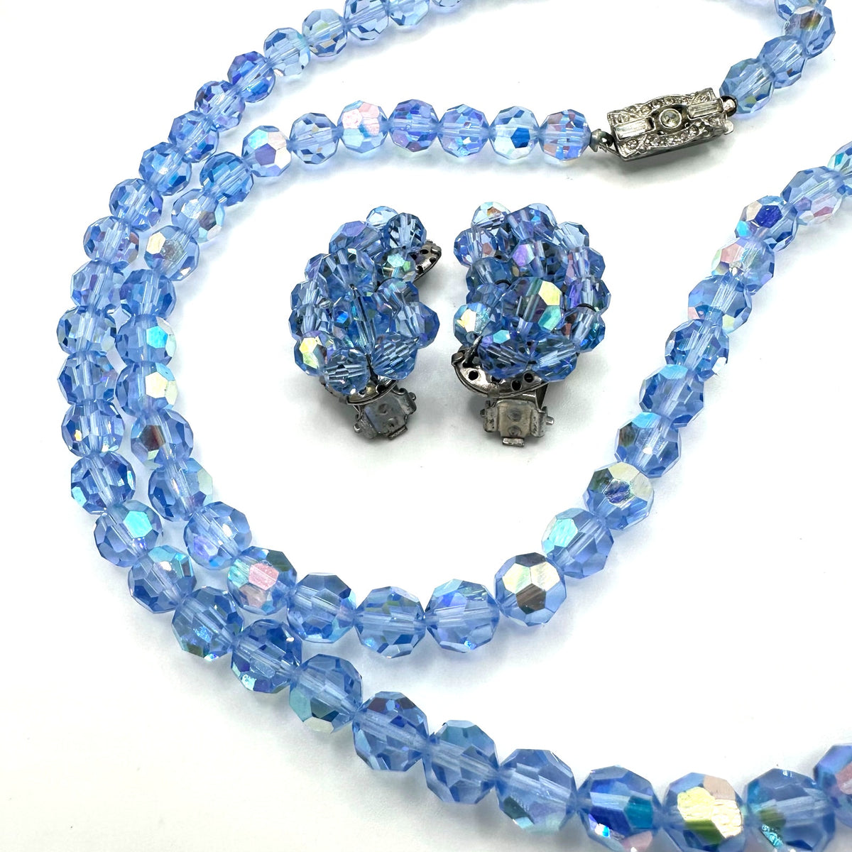 Vintage light blue aurora borealis AB glass beaded necklace clip on earrings