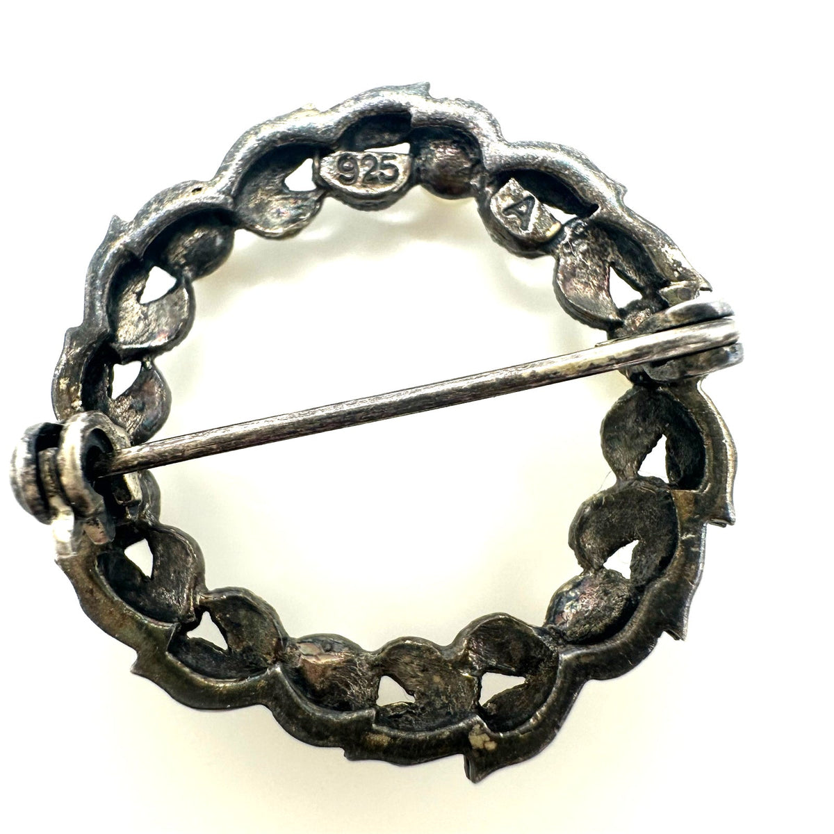 Vintage 925 sterling silver genuine marcasite faux pearls wreath leaves brooch