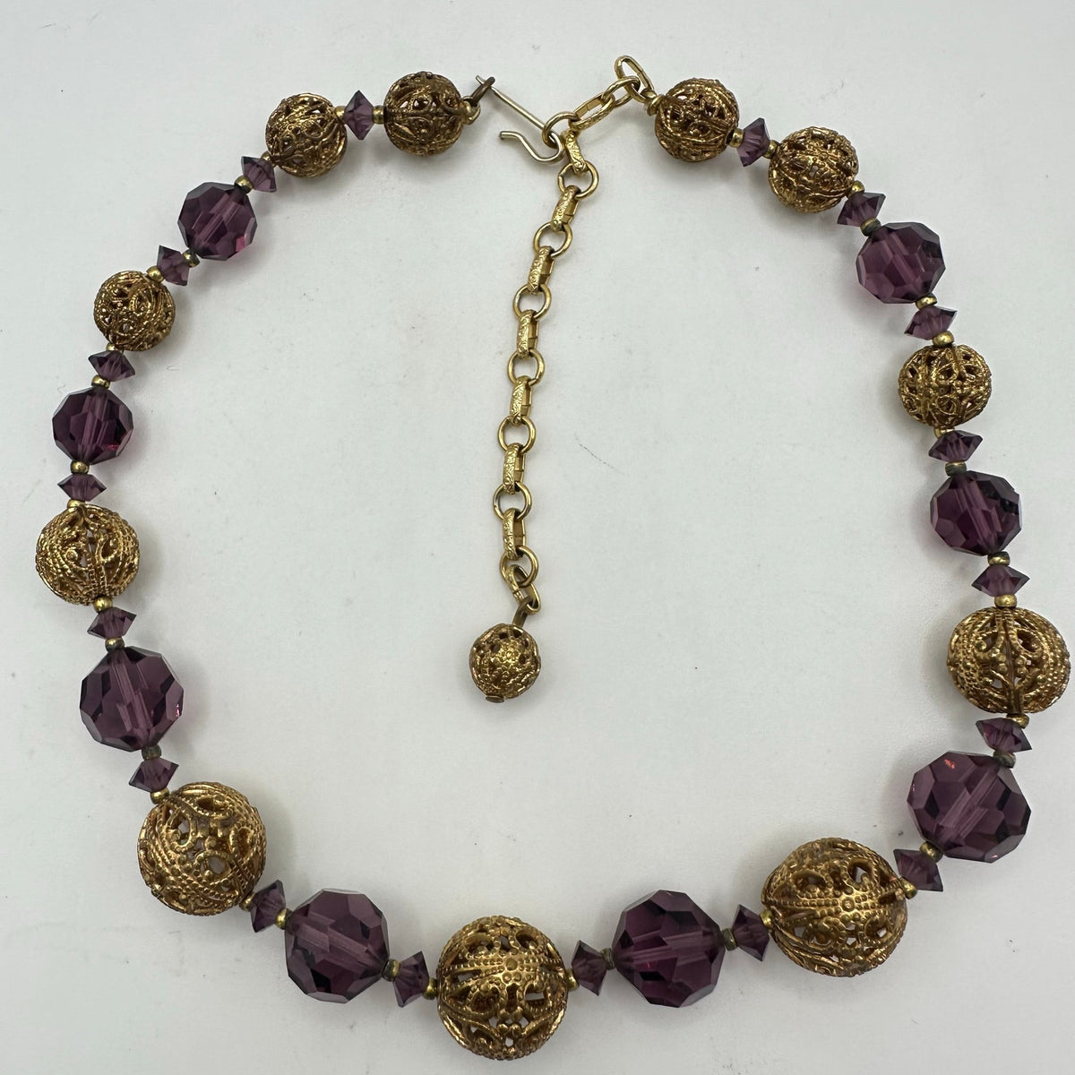 1950s vintage purple glass beads gold tone filigree graduated necklace