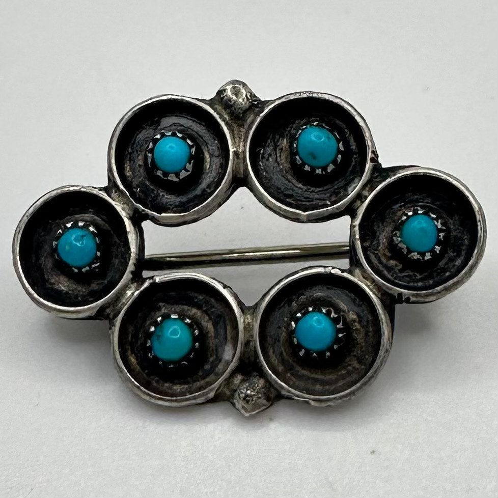 Zuni Native American sterling silver petit point turquoise dainty brooch pin