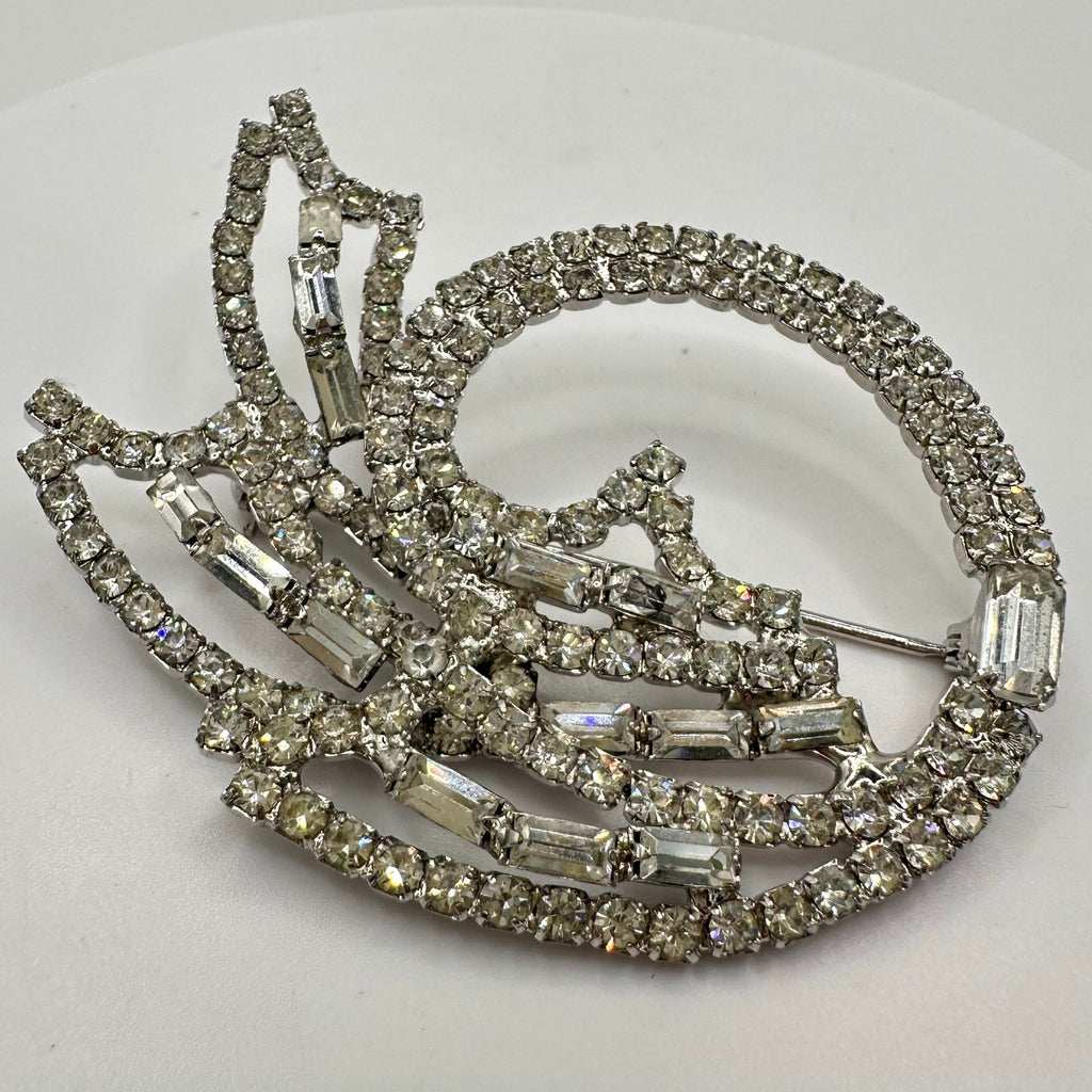 1950s vintage silver tone rhodium plated clear icy glass rhinestones brooch