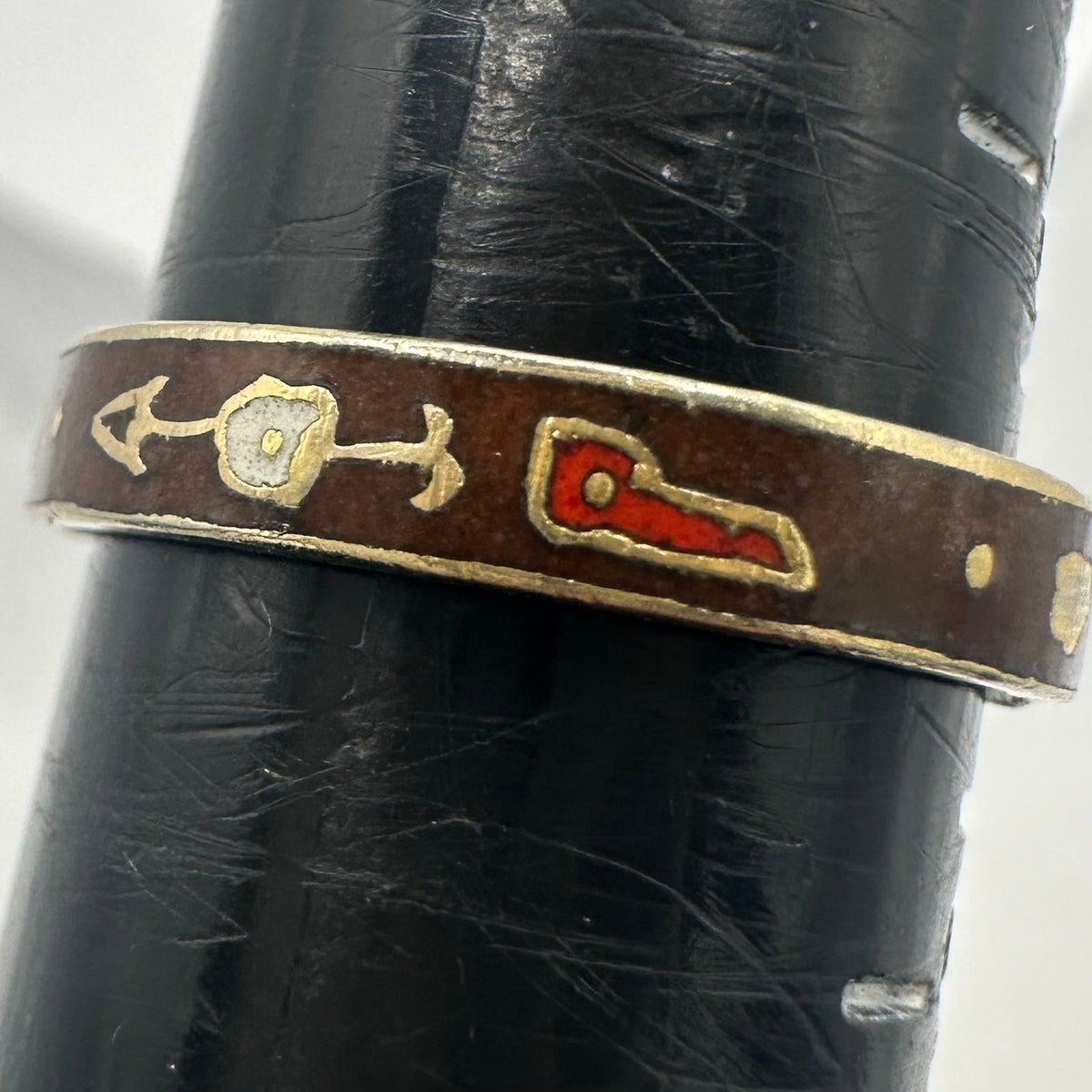 Vintage handmade gold tone brown red cream cloisonné enamel ring size 8.5