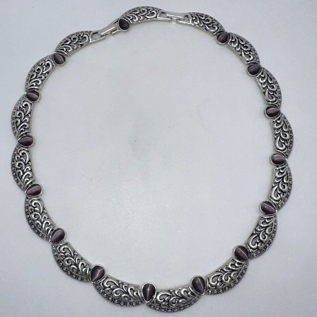 Avon vintage silver tone purple cats eye art glass faux chalcedony necklace