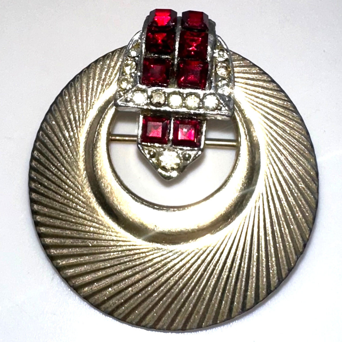 Coro Pegasus vintage gold tone red clear rhinestones circular buckle brooch