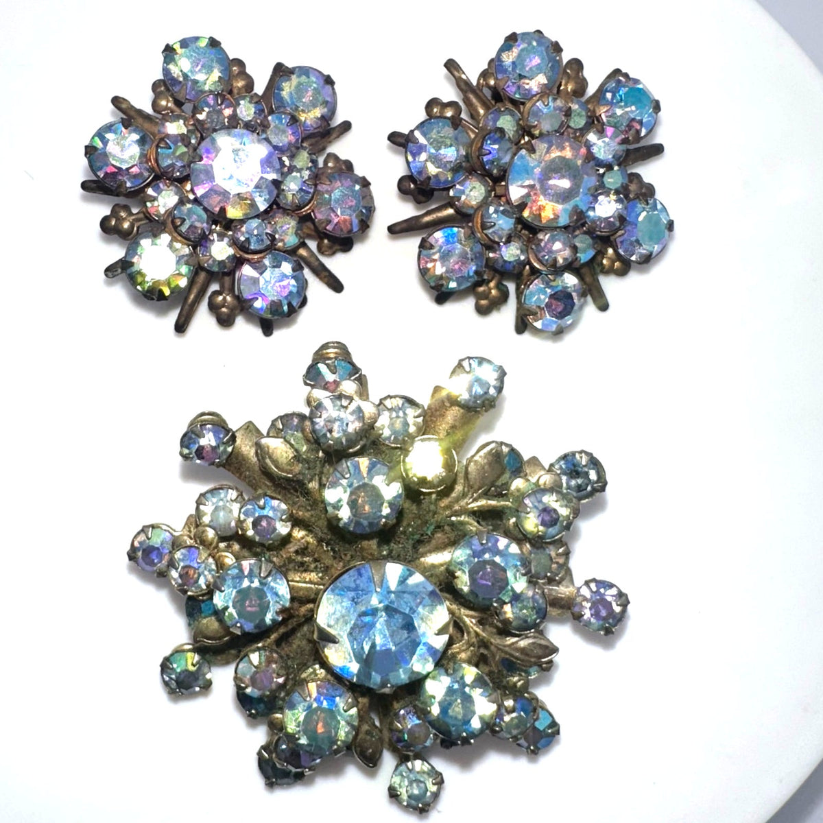 Vintage gold tone blue AB rhinestones starburst brooch clip on earrings