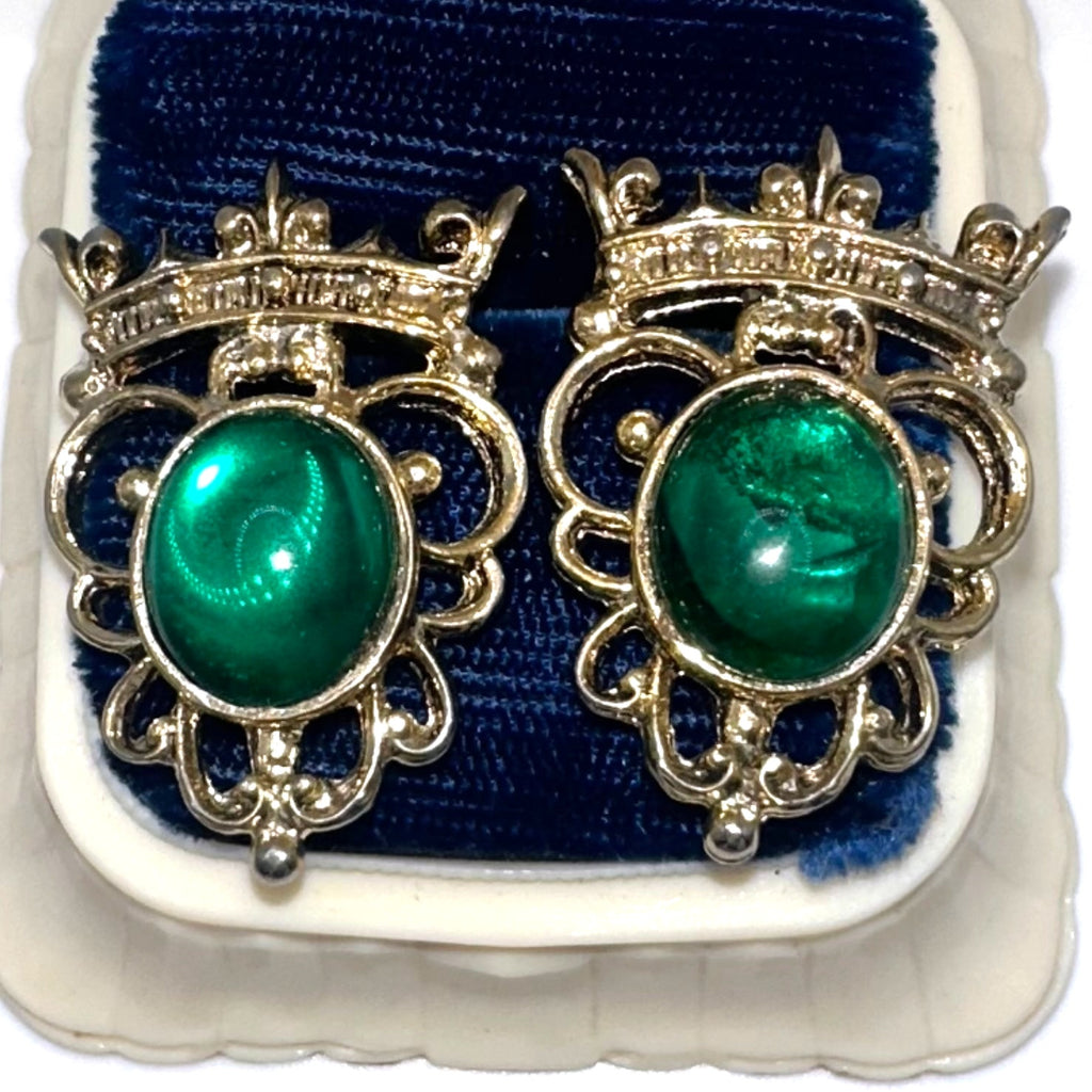 Rose gold tone 12mm emerald green uranium glass rhinestones post earrings
