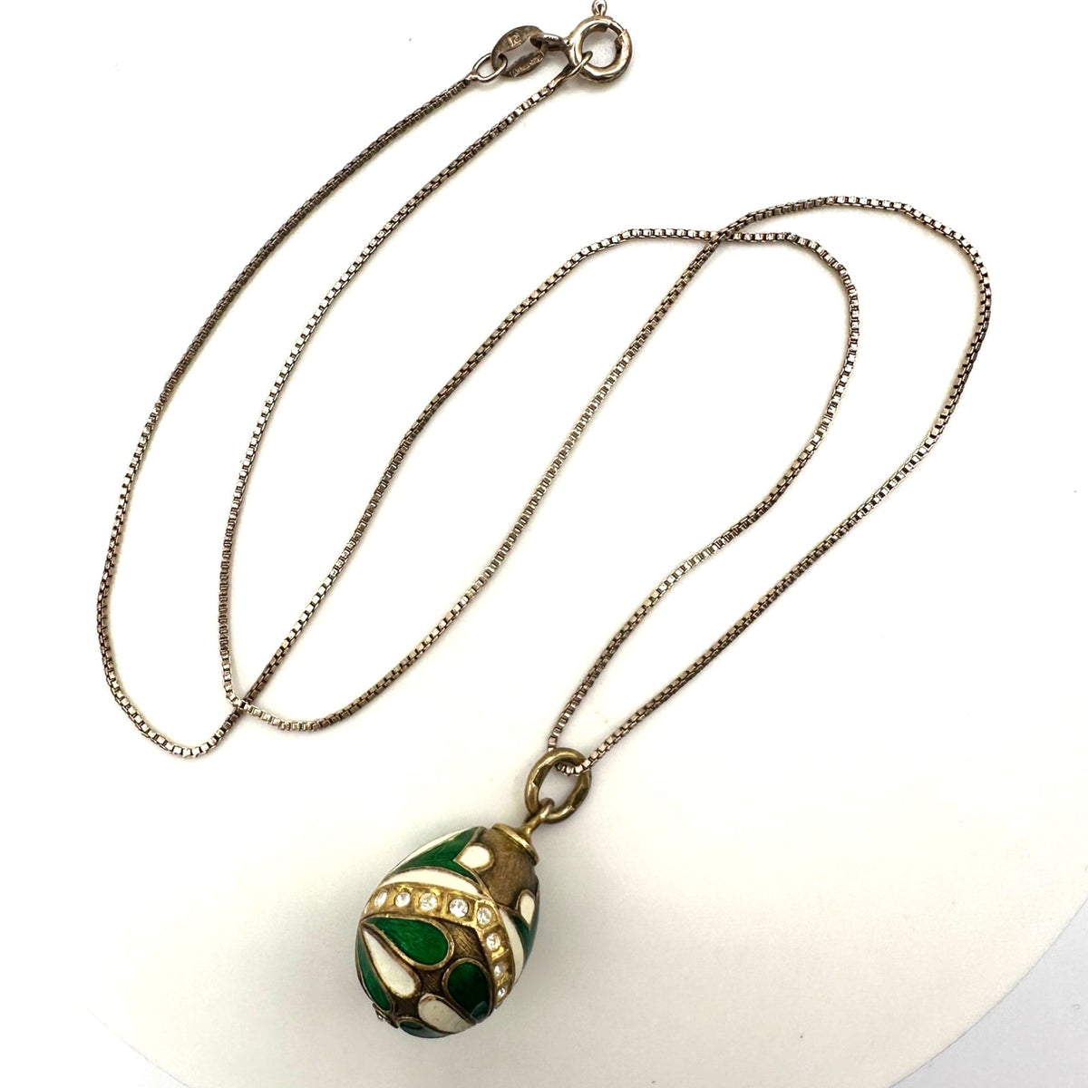 Vintage Russian Kokoshnik gilt sterling silver green enamel egg pendant necklace