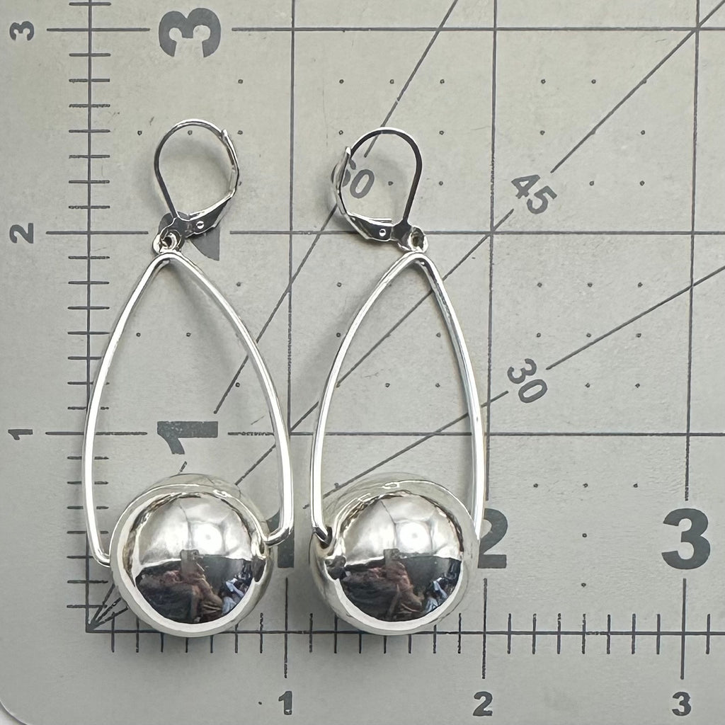 Joan Rivers signed silver tone dangle drop ball statement hook earrings