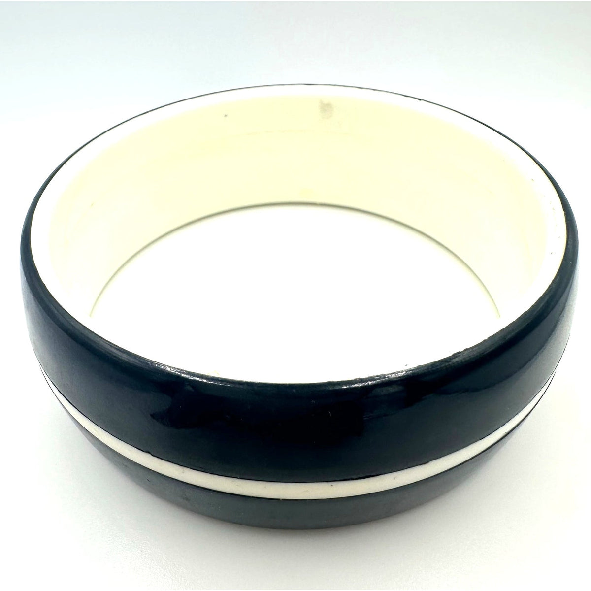 1940s vintage retro black white lucite statement chunky bangle bracelet