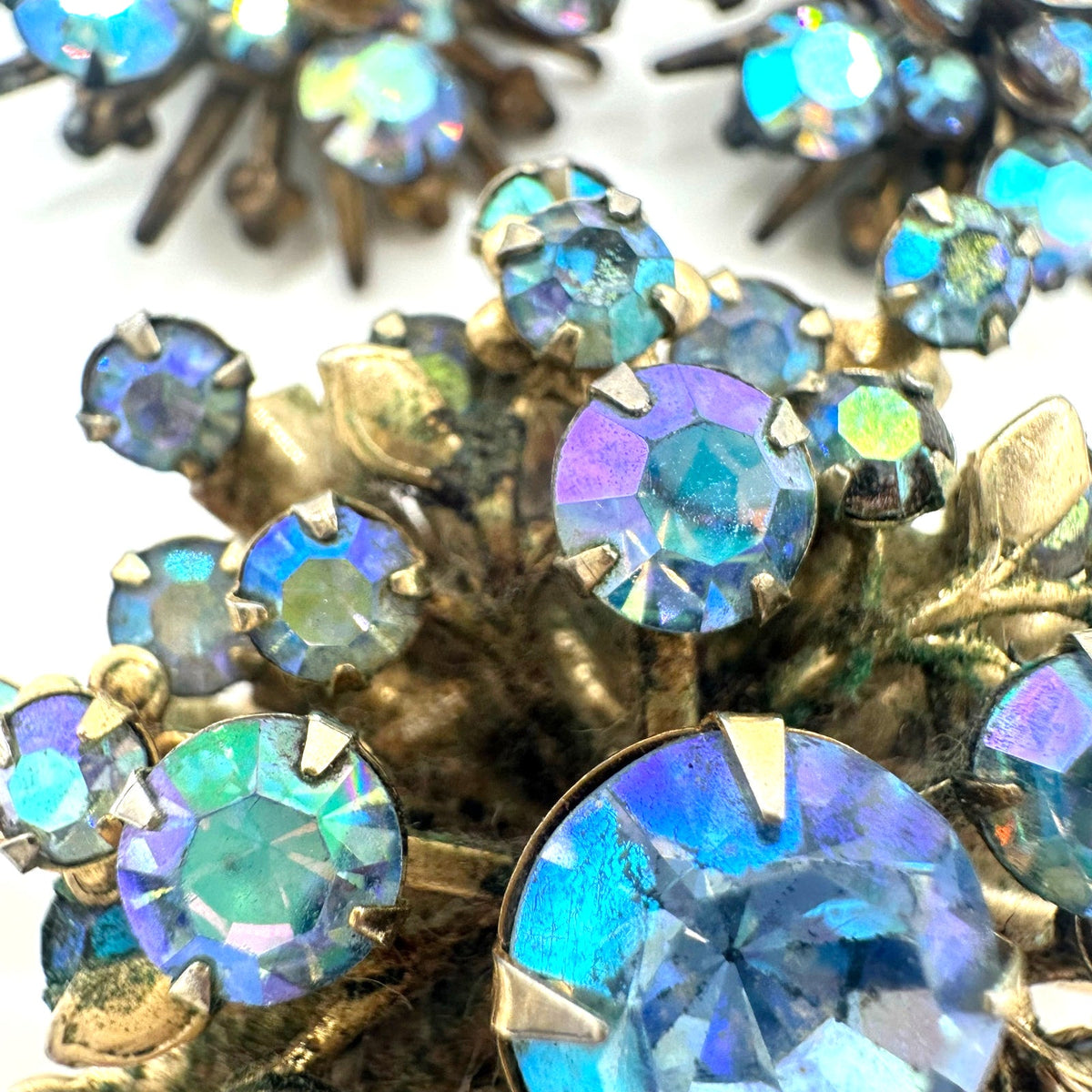 Vintage gold tone blue AB rhinestones starburst brooch clip on earrings