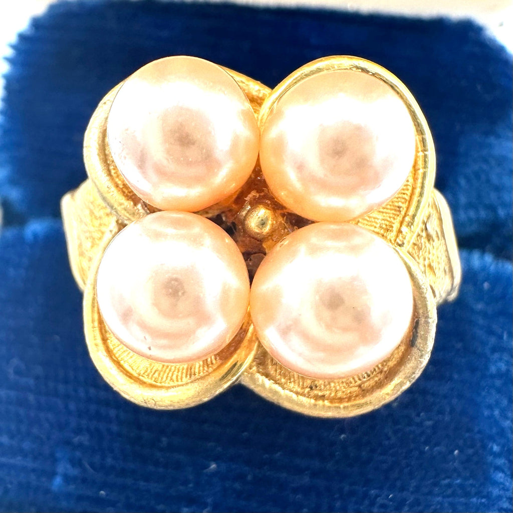 Vendome vintage 1960s gold tone pink faux pearls adjustable ring 5 6