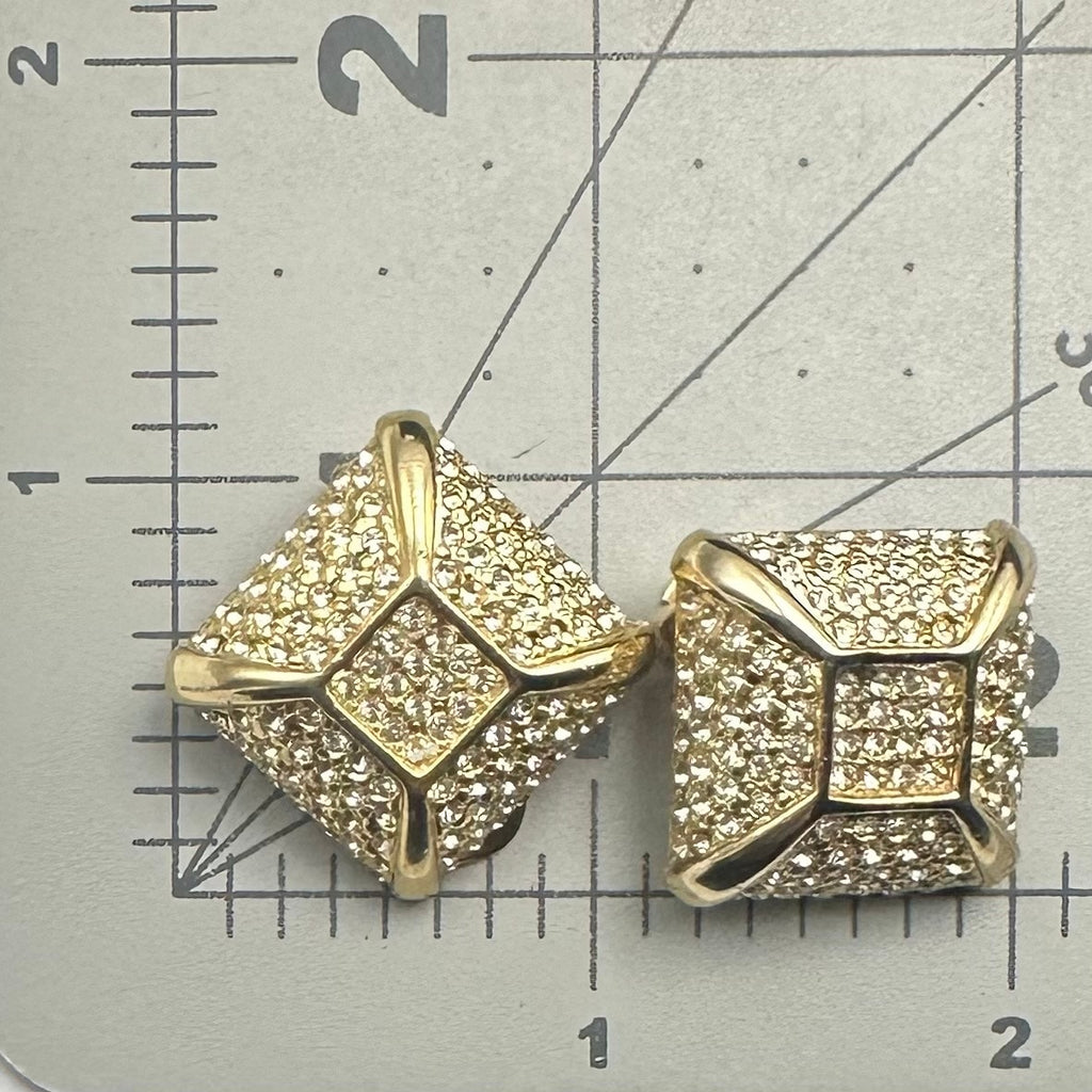 1980s 1990s vintage gold tone clear pavé rhinestones 3D square clip on earrings