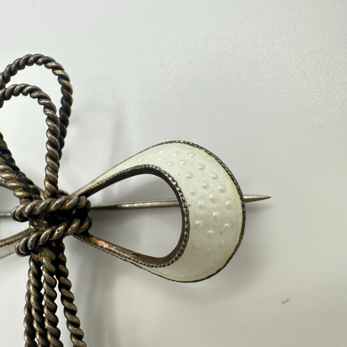 N. A. Jorgensen Norway 925 sterling silver white guilloche enamel bow brooch
