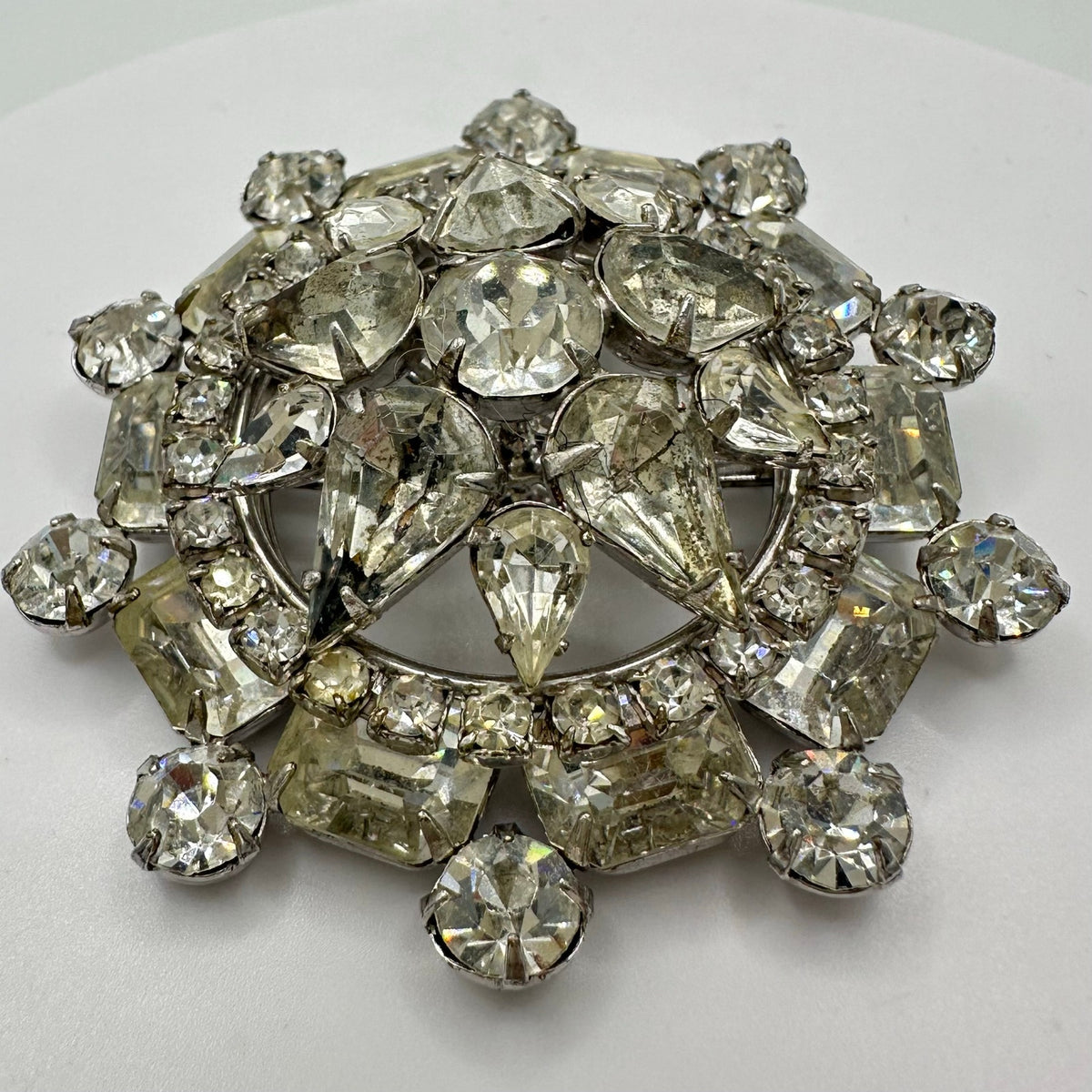 1950s vintage silver tone clear rhinestones sawtooth prong round domed 3D brooch