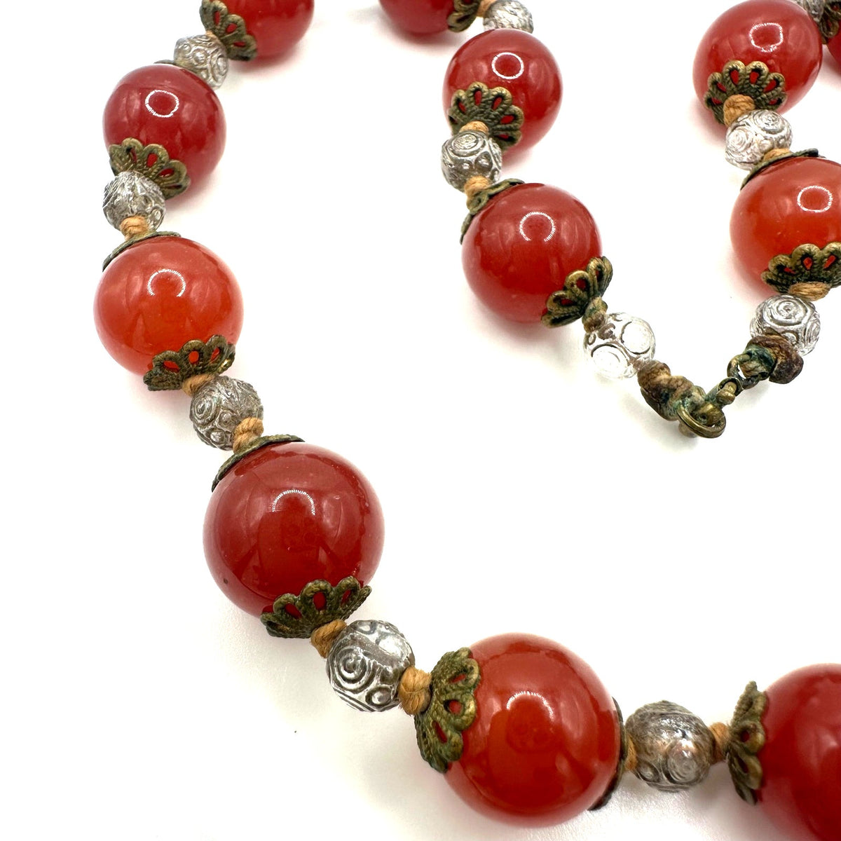 Antique 1920s 1930s Art Deco red uranium glass clear beaded gold tone necklace