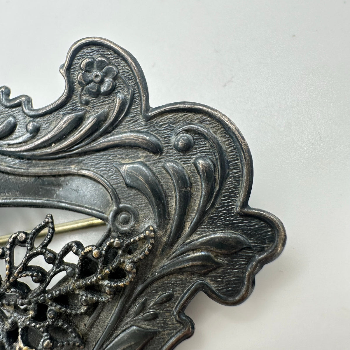 Antique 1900s Art Nouveau gilt silver brass purple rhinestone sash pin brooch
