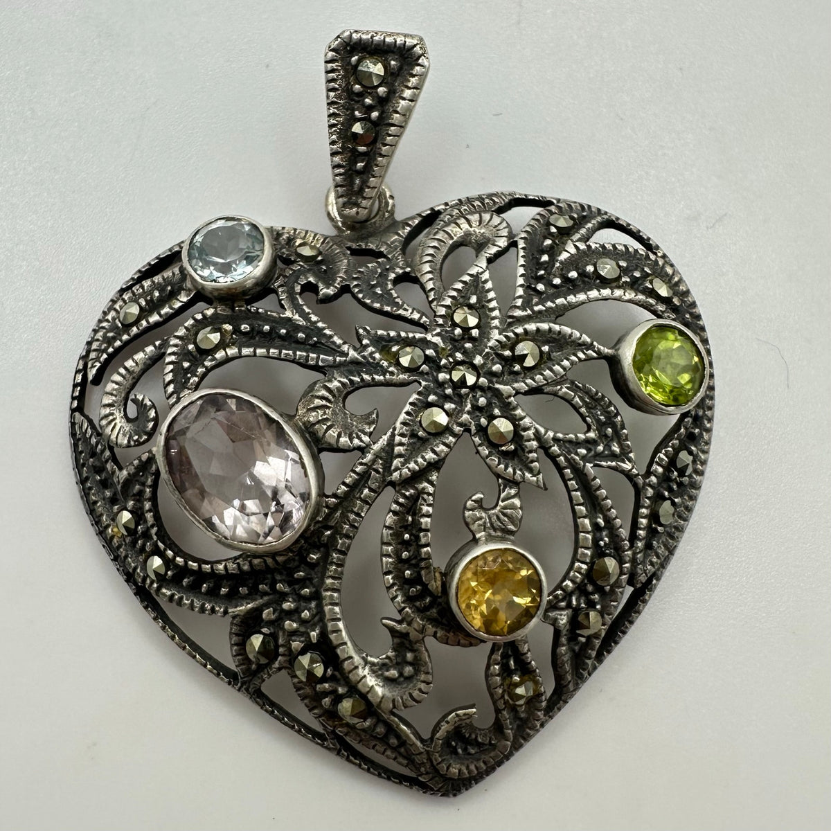SU vintage 925 sterling silver marcasite genuine gemstones heart pendant