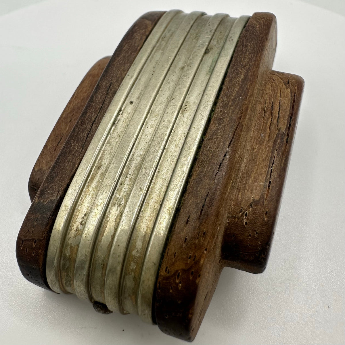 Antique Art Deco 1930s polished brown woodgrain wood silver tone brooch