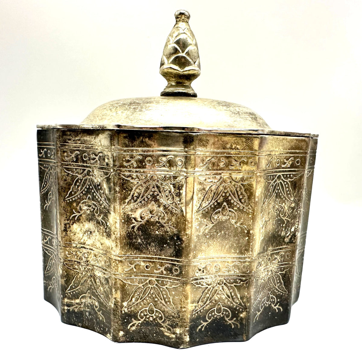 Godinger 1991 vintage silver plated red velvet lined decorative box 4.75 x 4 x 3