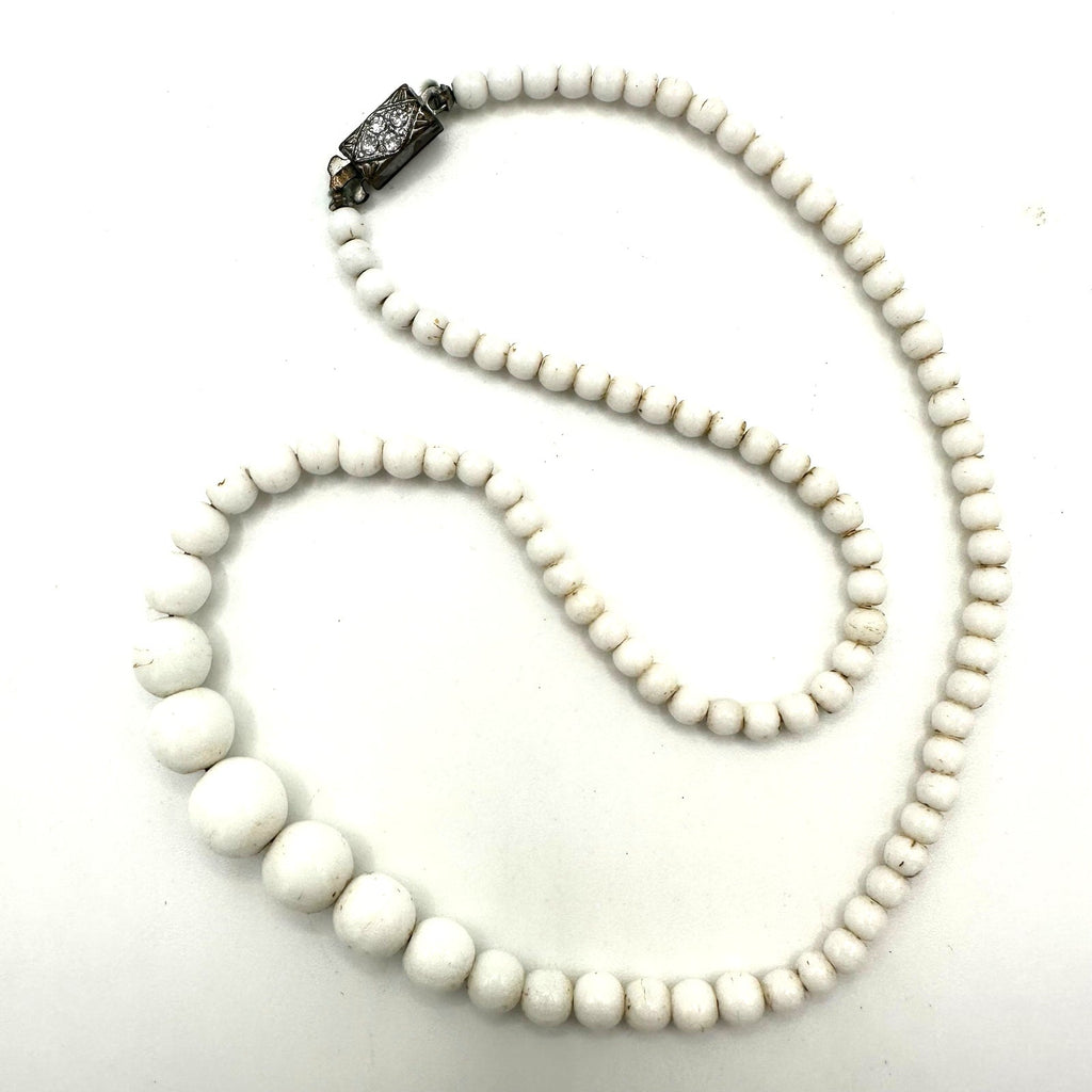 Antique Art Deco white milk glass beads beaded graduated 16” necklace