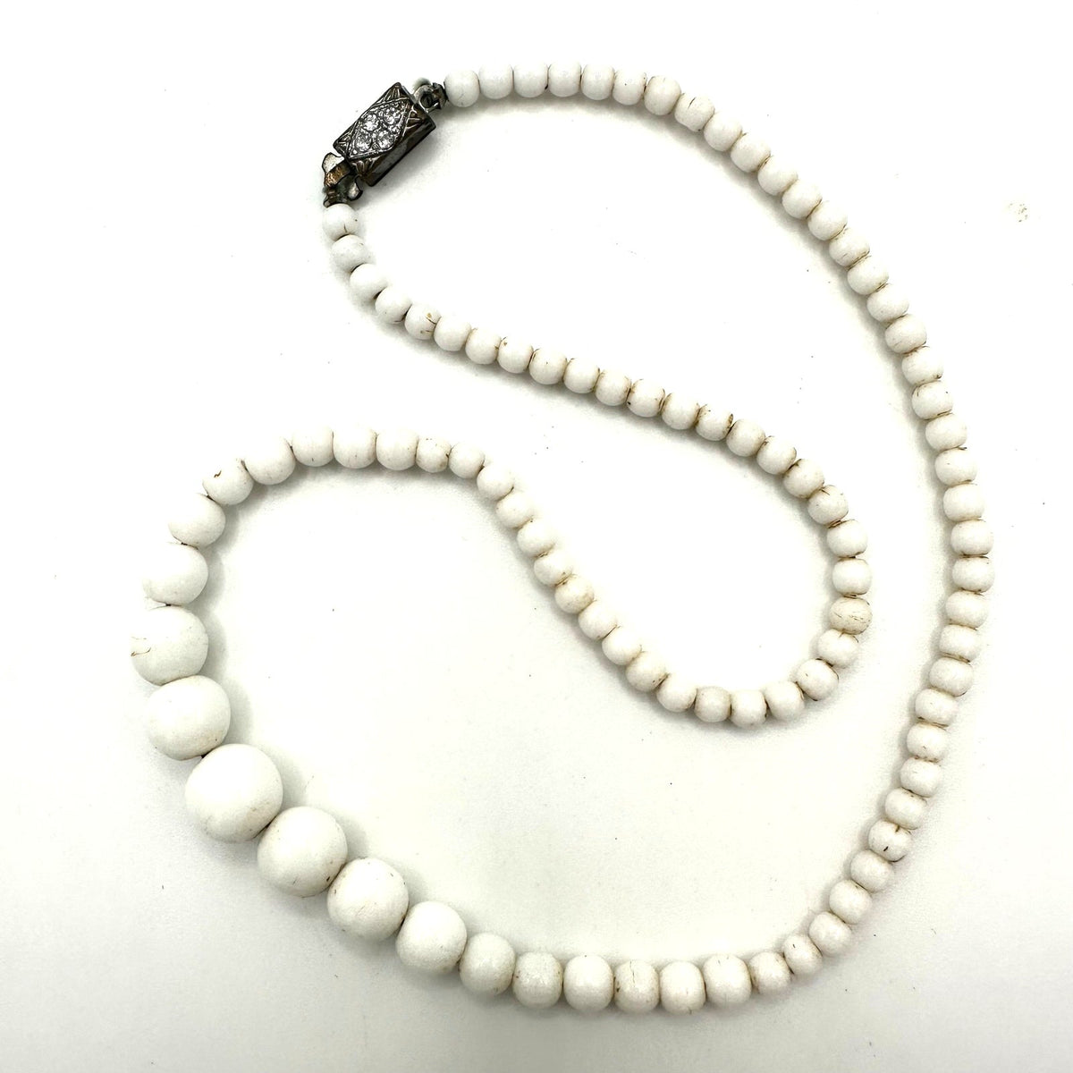 Antique Art Deco white milk glass beads beaded graduated 16” necklace