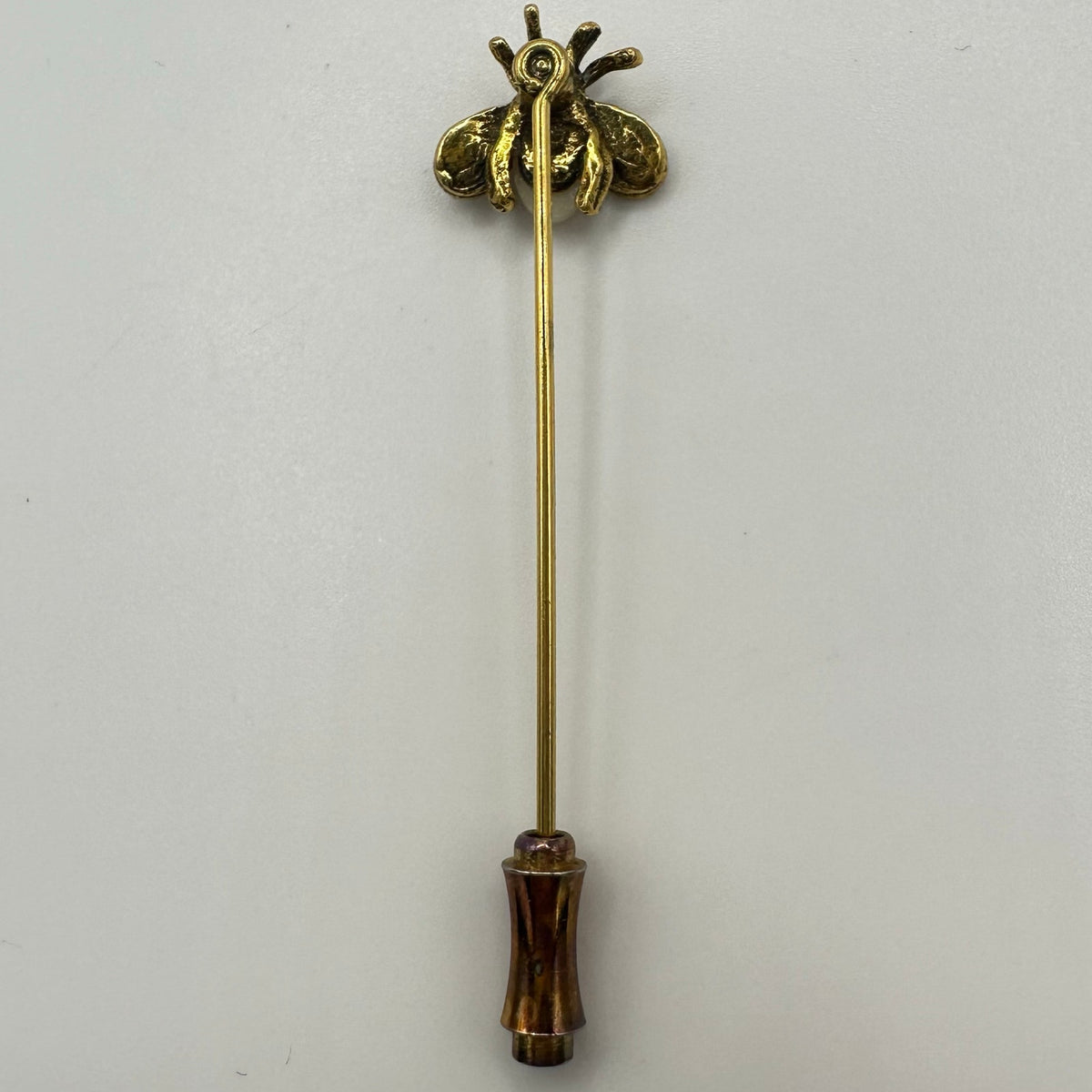 Vintage gold tone red green rhinestones faux pearl bumblebee stick pin brooch