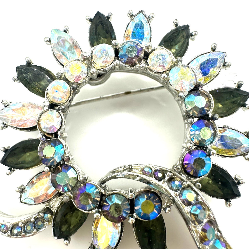 Star vintage silver tone clear gray AB aurora borealis rhinestones wreath brooch